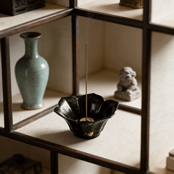 Lacquer Incense Holder Decoration