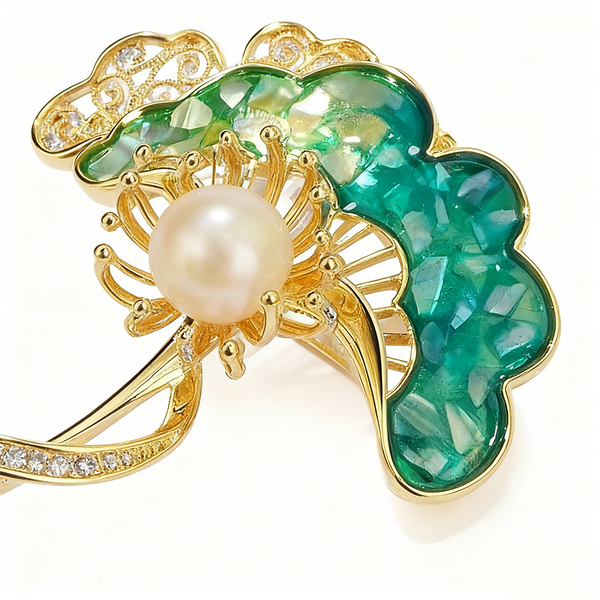 Inlaid Mother-of-Pearl Pearl Brooch