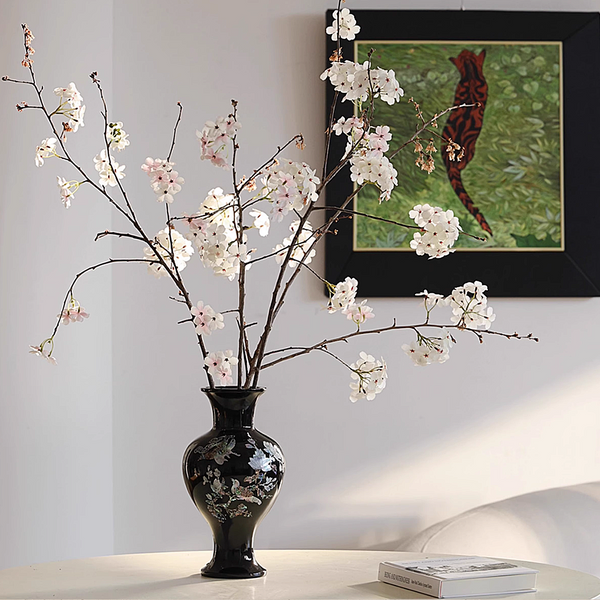 Inlaid Mother-of-Pearl Shuahua Bottle